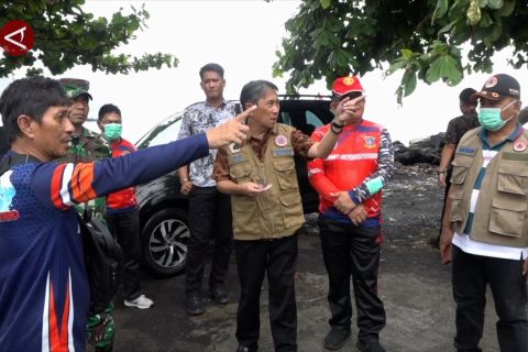 Pemkab Kep. Sitaro pusatkan penampungan korban erupsi di dua titik