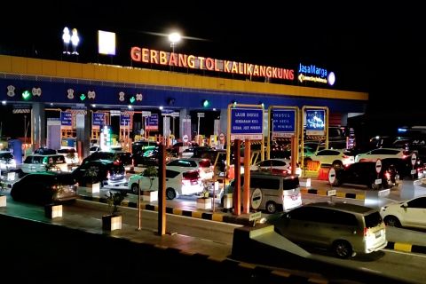 Puncak arus balik di Gerbang Tol Kalikangkung telah terjadi