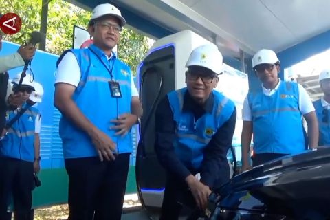 Akomodasi mobil listrik, PLN siagakan 1.299 SPKLU di tol Jawa-Sumatra