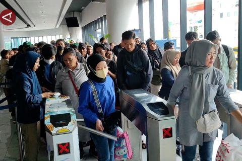 Tiket penyeberangan Merak-Bakauheni hingga 8 April habis terjual