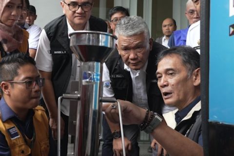 Pemkot Bandung pastikan SPBU di jalur mudik lebaran sudah uji tera