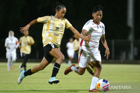 Timnas Indonesia Putri U-17 kalahkan Arema Women 2-1