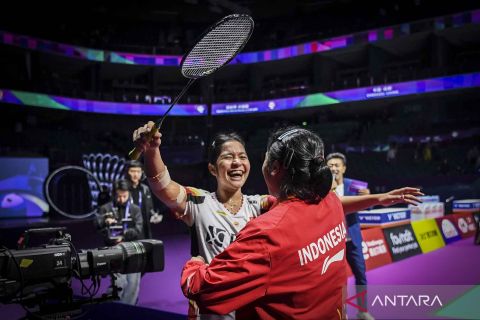Tim bulu tangkis putri Indonesia lolos ke semifinal
