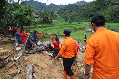 15 rumah yang terdampak longsor di Banjarwangi Garut direlokasi