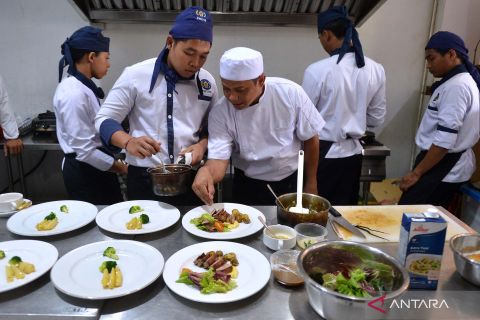 Mahasiswa tata boga di Bali jalani uji kompetensi