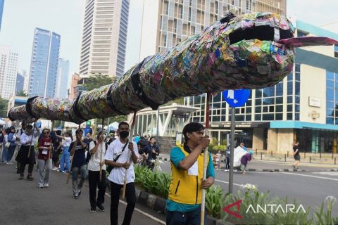 Aktivis serukan bank nasional dan internasional menghentikan pendanaan energi kotor