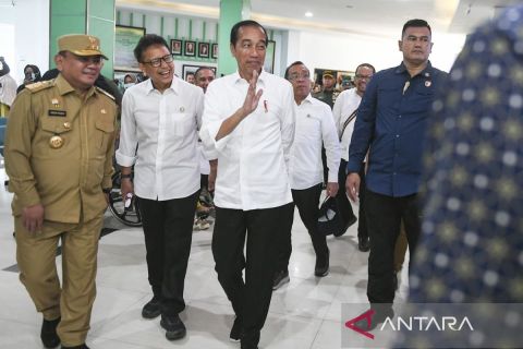 Presiden tinjau fasilitas dan pelayanan kesehatan di BLUD RS konawe