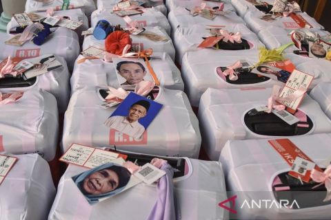 Distribusi logistik jamaah calon haji Ciamis