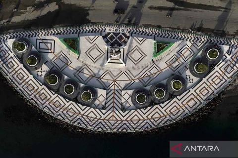 Wajah Taman Zero Point di Pulau Bacan untuk menarik wisatawan