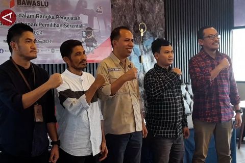 Bawaslu minta awak media di Malut ikut awasi Pilkada