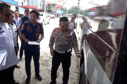 Ditlantas Polda Sultra cek kelaikan bus angkutan antar provinsi