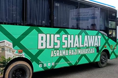 Embarkasi Makassar sediakan Bus Shalawat bagi jamaah calon haji