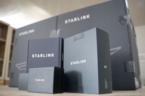 Layanan satelit Starlink milik Elon Musk terpasang di IKN