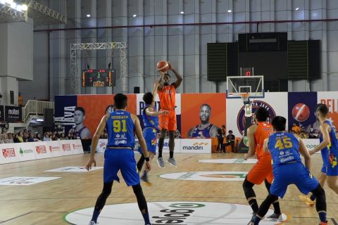 Pelita Jaya Jakarta taklukan Rajawali Medan di IBL 2024