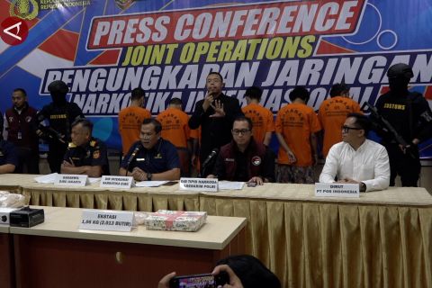 Polri dan DJBC gagalkan penyelundupan 20 ribu pil ekstasi via pos