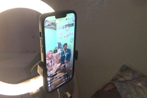 DiskopUKM Padang dorong pemasaran produk UMKM secara daring