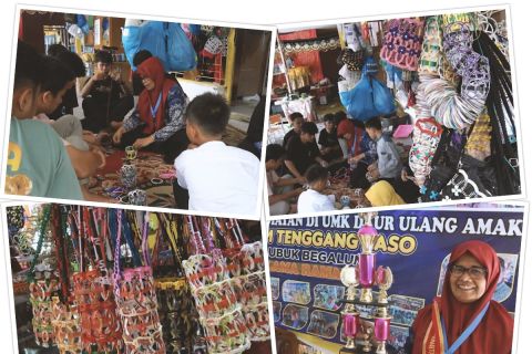 Menyulap sampah gelas plastik jadi kerajinan bernilai ekonomi