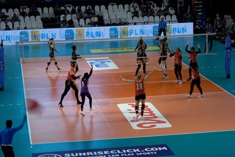 Jakarta BIN samai poin Popsivo Polwan dalam Proliga Putri 2024