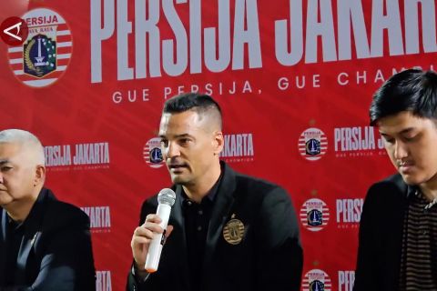 Carlos Pena meminta kesempatan untuk membuktikan diri di Persija