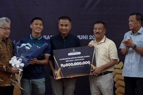 Juarai Liga 1, Pj Gubernur Bey beri "kadeudeuh" Rp500 juta pada Persib