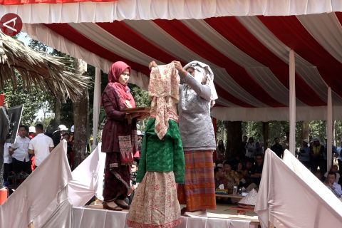 Mengenal tradisi Tegak Tiang Tuo dalam membangun rumah di Muaro Jambi