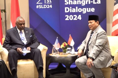 Menhan RI Prabowo bertemu Menhan AS Lloyd bahas penguatan kemitraan