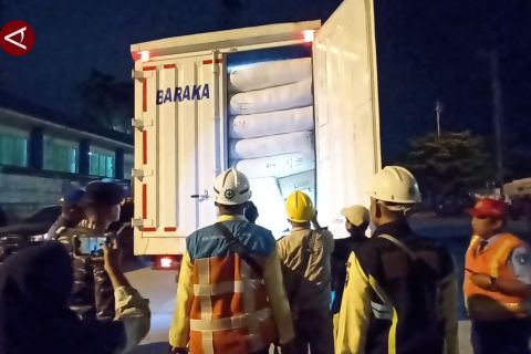 Karantina tahan 8 truk barang diduga langgar aturan kekarantinaan