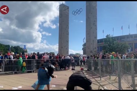 Pemulung Jerman panen botol bekas di Euro 2024