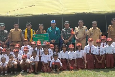 Tinjau daerah tertinggal di Halmahera Utara, ini kata Waaslog KSAD