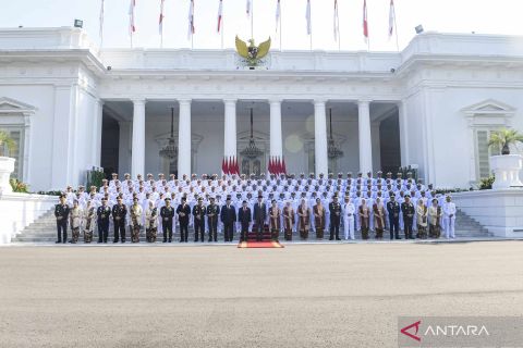 Upacara Prasetya Perwira TNI Polri di Istana Merdeka