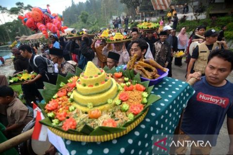 Ritual sedekah bumi di Kabupaten Tegal