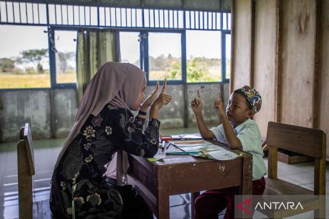 SD Negeri Sampurna 2 di Kalsel terancam ditutup karena kekurangan siswa