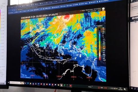 Malut diprakirakan hujan 7 hari ke depan, warga diminta waspada