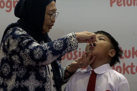 PIN polio putaran kedua dimulai, Kemenkes targetkan cakupan 95 persen