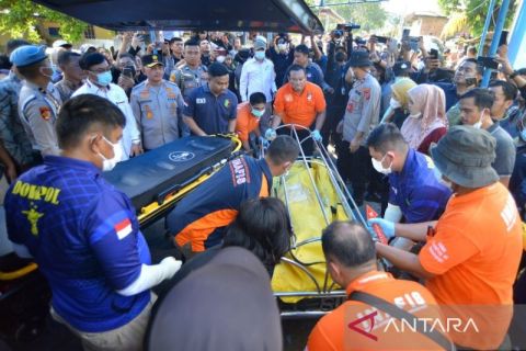 Polisi ekshumasi makam Afif Maulana untuk keperluan autopsi ulang