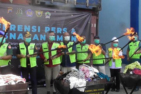 Bea Cukai lakukan 542 penindakan barang  yang melanggar kepabeanan