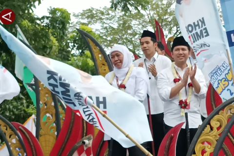 KPU Jatim terima pendaftaran Khofifah-Emil