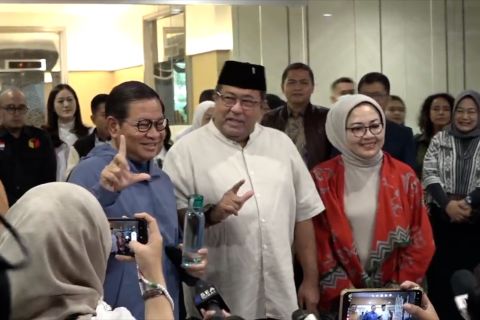 Pramono Anung-Rano Karno tiba di RSUD Tarakan untuk cek kesehatan