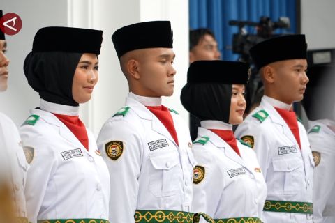 Pj Gubernur Bey pastikan Paskibraka Jabar tidak dilarang berjilbab