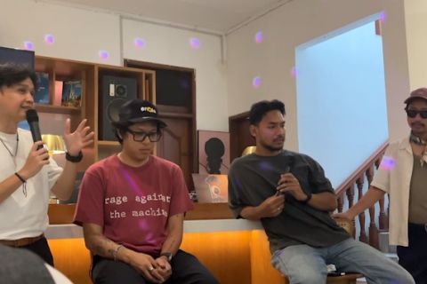 Ucapkan selamat datang kepada .Feast yang baru