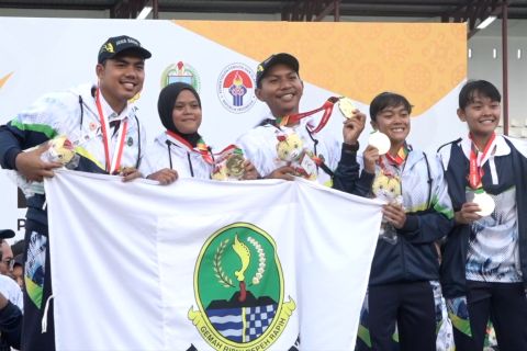 Jabar raih gelar juara bertahan sepak bola putri PON XXI