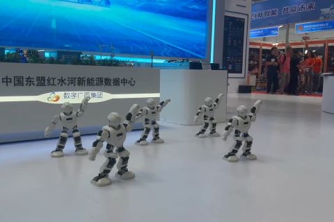 Menjelajahi industri baru di China-ASEAN Expo