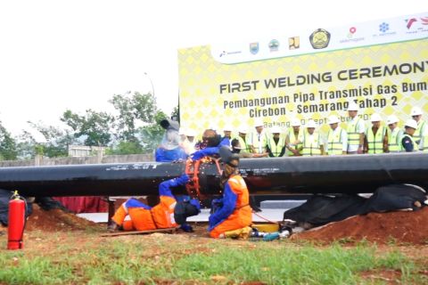 Menteri Bahlil resmikan pembangunan pipa transmisi gas Cisem tahap II