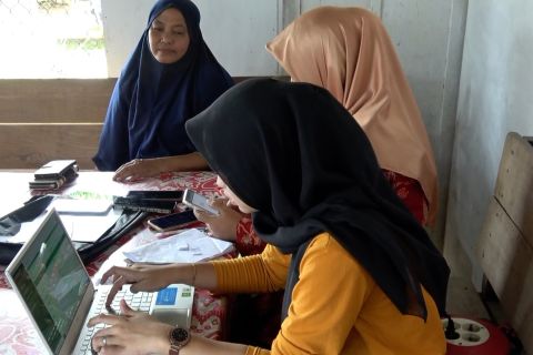 Jemput bola aktivasi IKD, Padang datangi warga