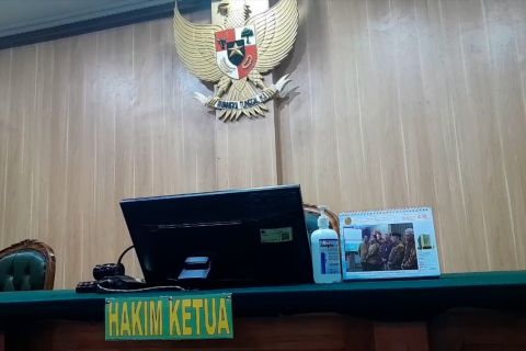 PN Ternate tunda sidang 2 terdakwa kasus suap mantan Gubernur Malut