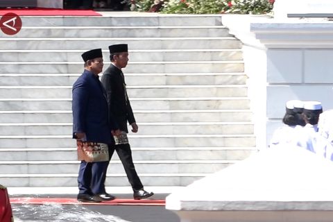 Prabowo dampingi Jokowi tinggalkan Istana Merdeka