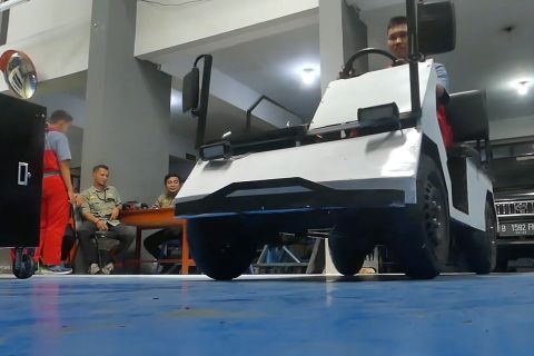 Siswa Temanggung ciptakan mobil listrik untuk layanan rumah sakit