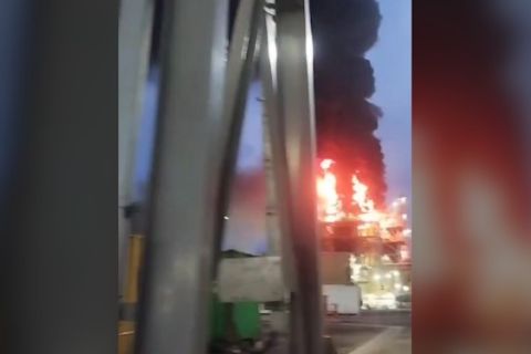 Smelter PT Freeport Indonesia di Gresik terbakar