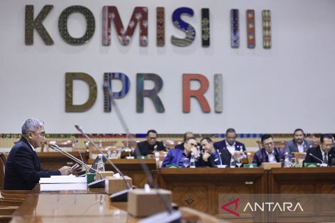 DPR uji kelayakan dan kepatutan capim dan calon Dewas KPK