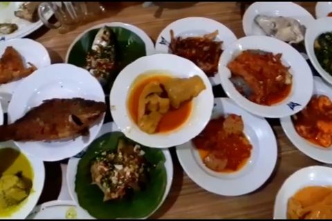 Pengawas persaingan usaha: Razia masakan Padang tak sesuai prinsip